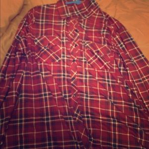 Plaid top. Size 2x